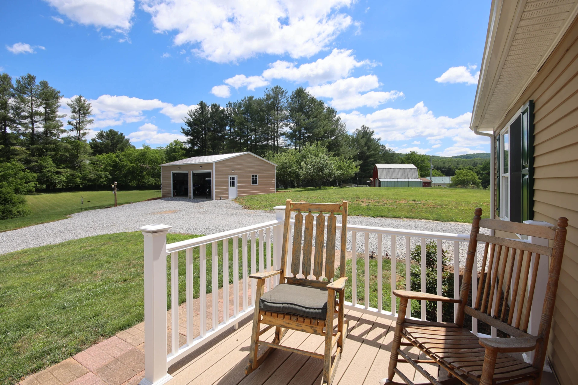 233 Gallimore LN NE - Photo 3
