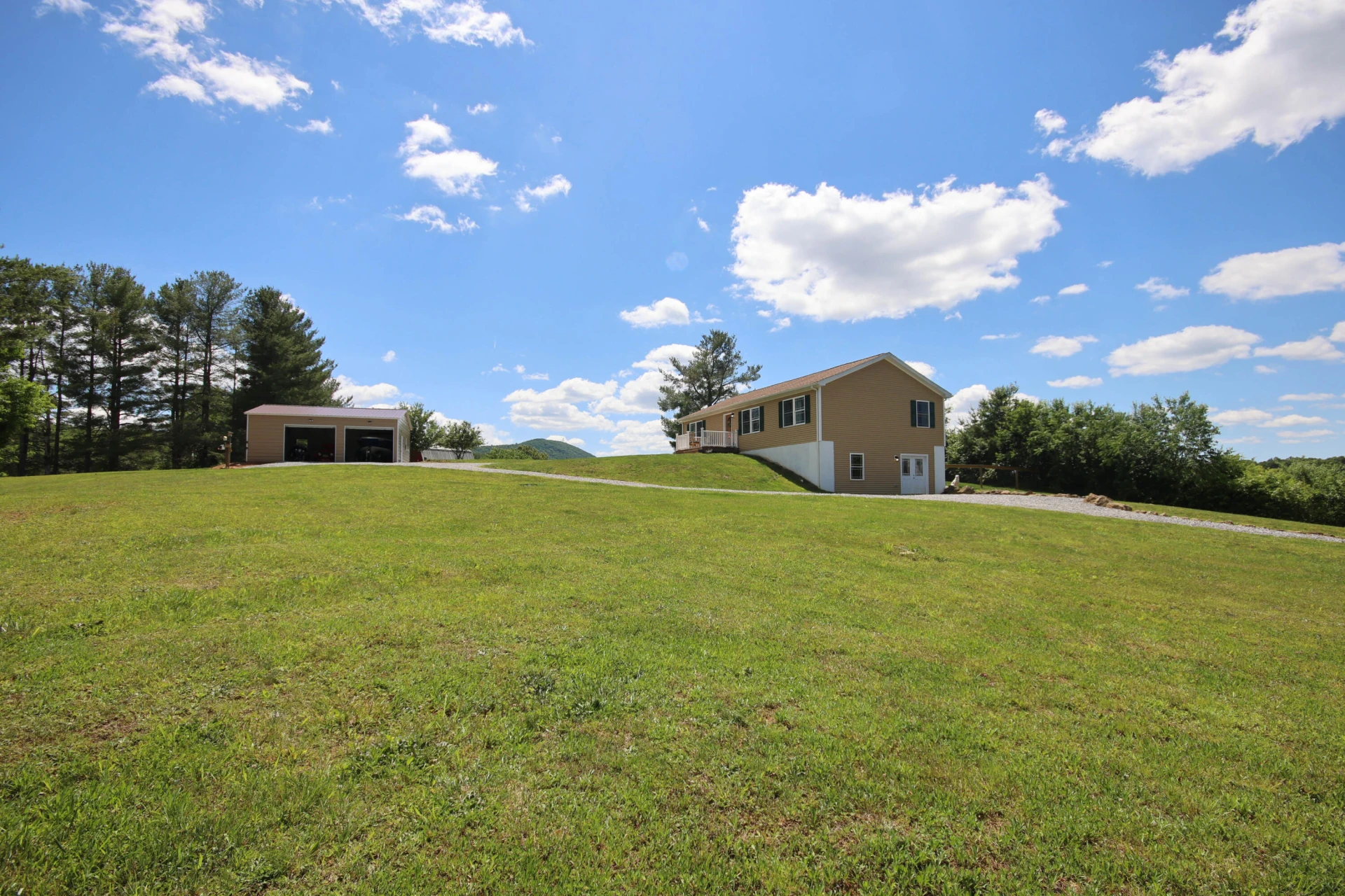 233 Gallimore LN NE - Photo 39