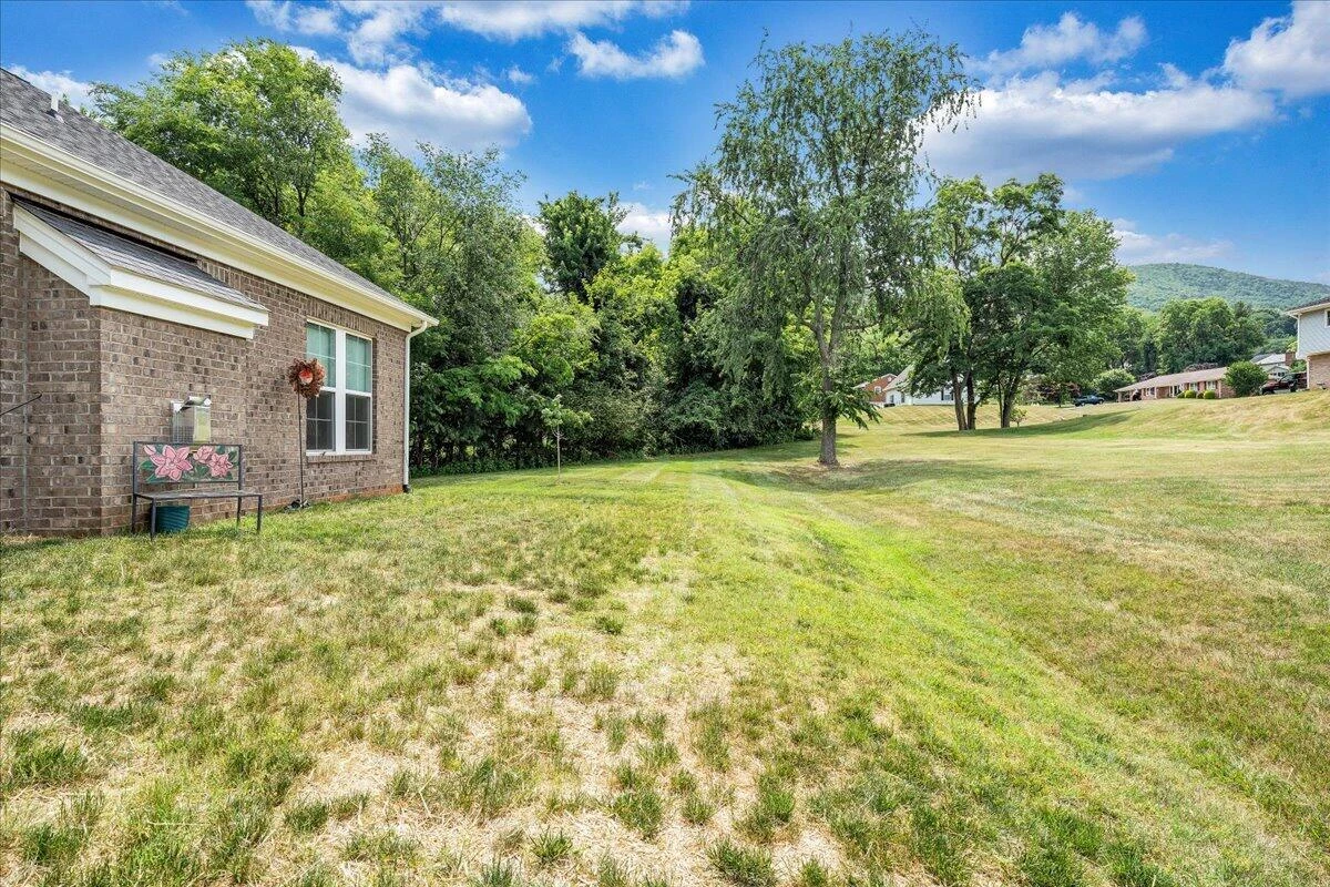 216 Stonecreek WAY - Photo 35