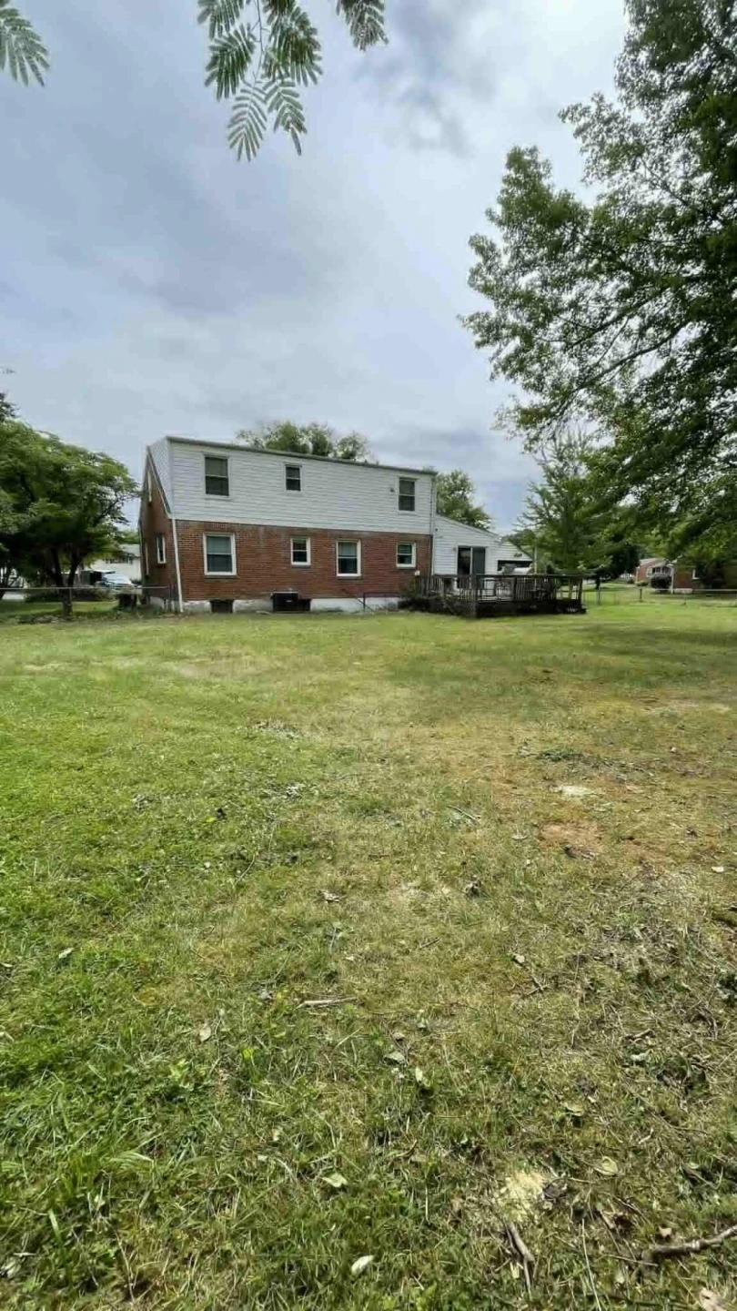 3787 Fairburn DR - Photo 3
