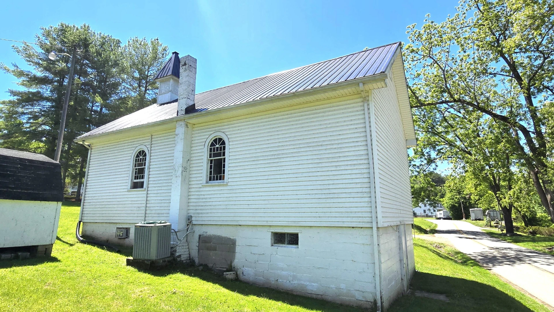 1560 Julia Simpkins RD - Photo 8