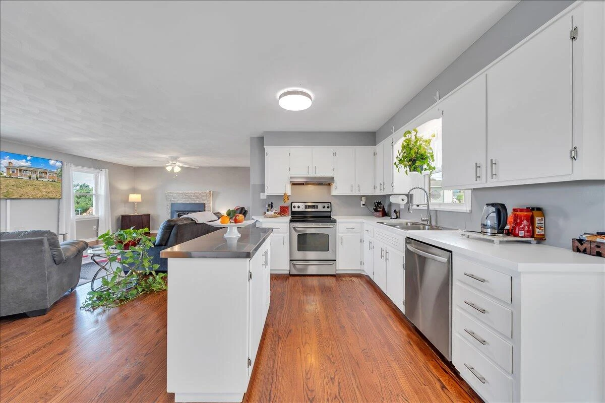 5747 Capito ST - Photo 19