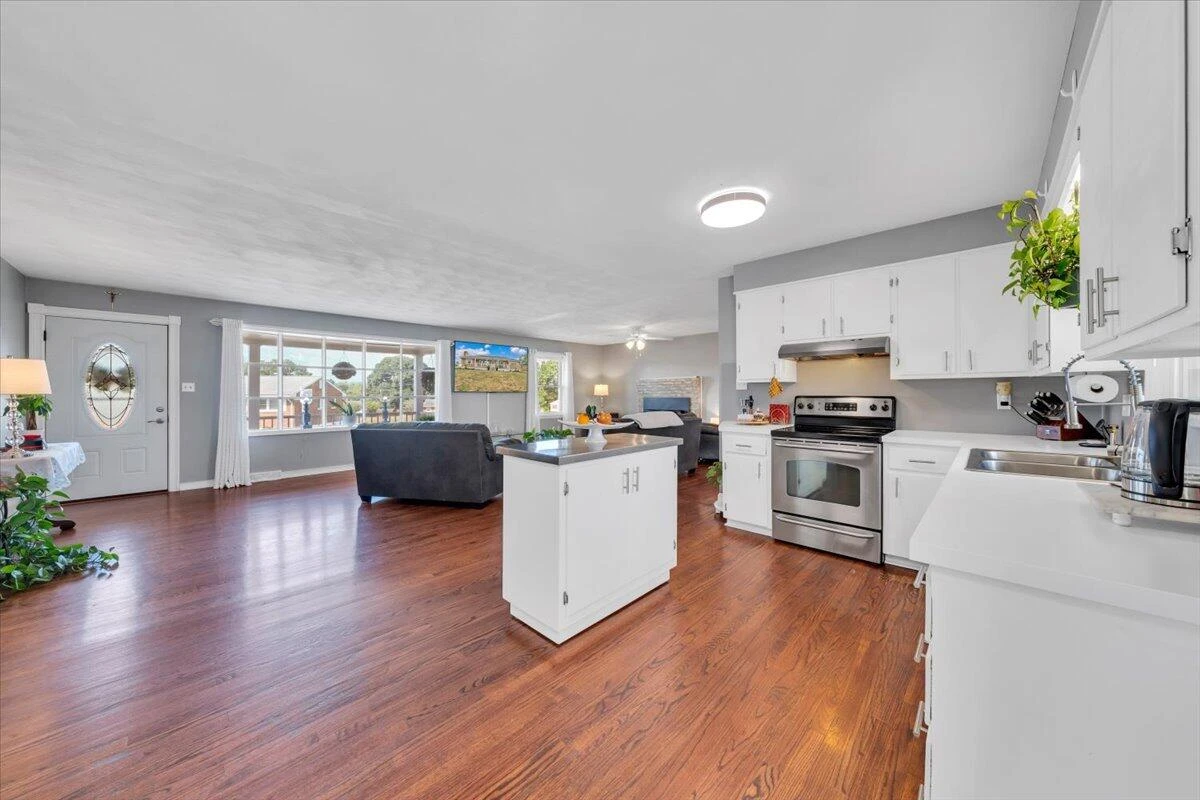 5747 Capito ST - Photo 20