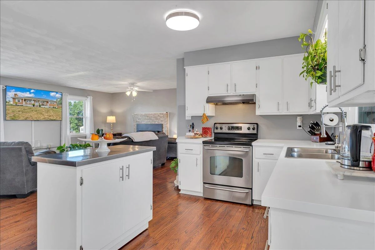 5747 Capito ST - Photo 21