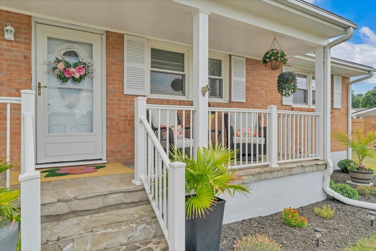 5747 Capito ST - Photo 8