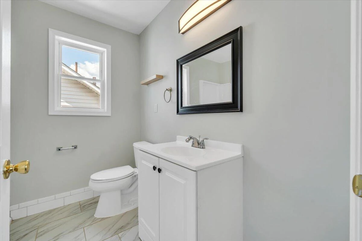 1415 Jamison AVE SE - Photo 13