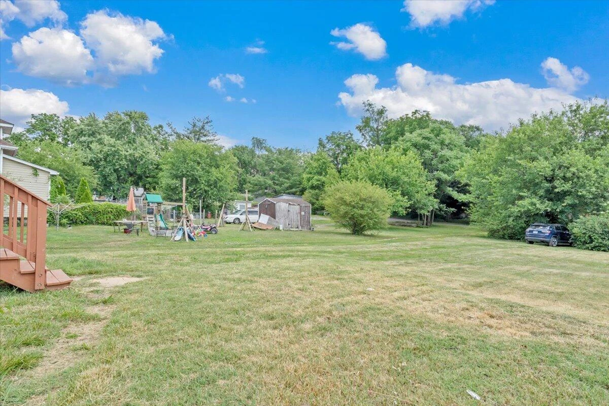 1415 Jamison AVE SE - Photo 21