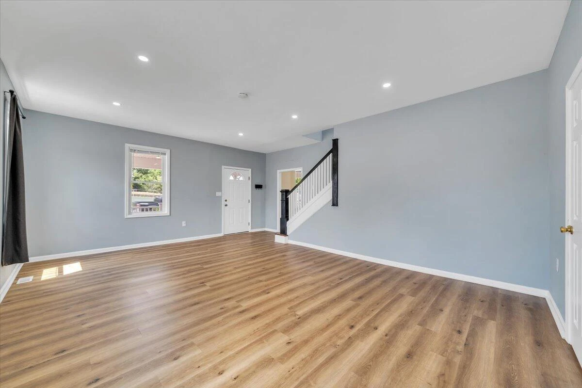 1415 Jamison AVE SE - Photo 29