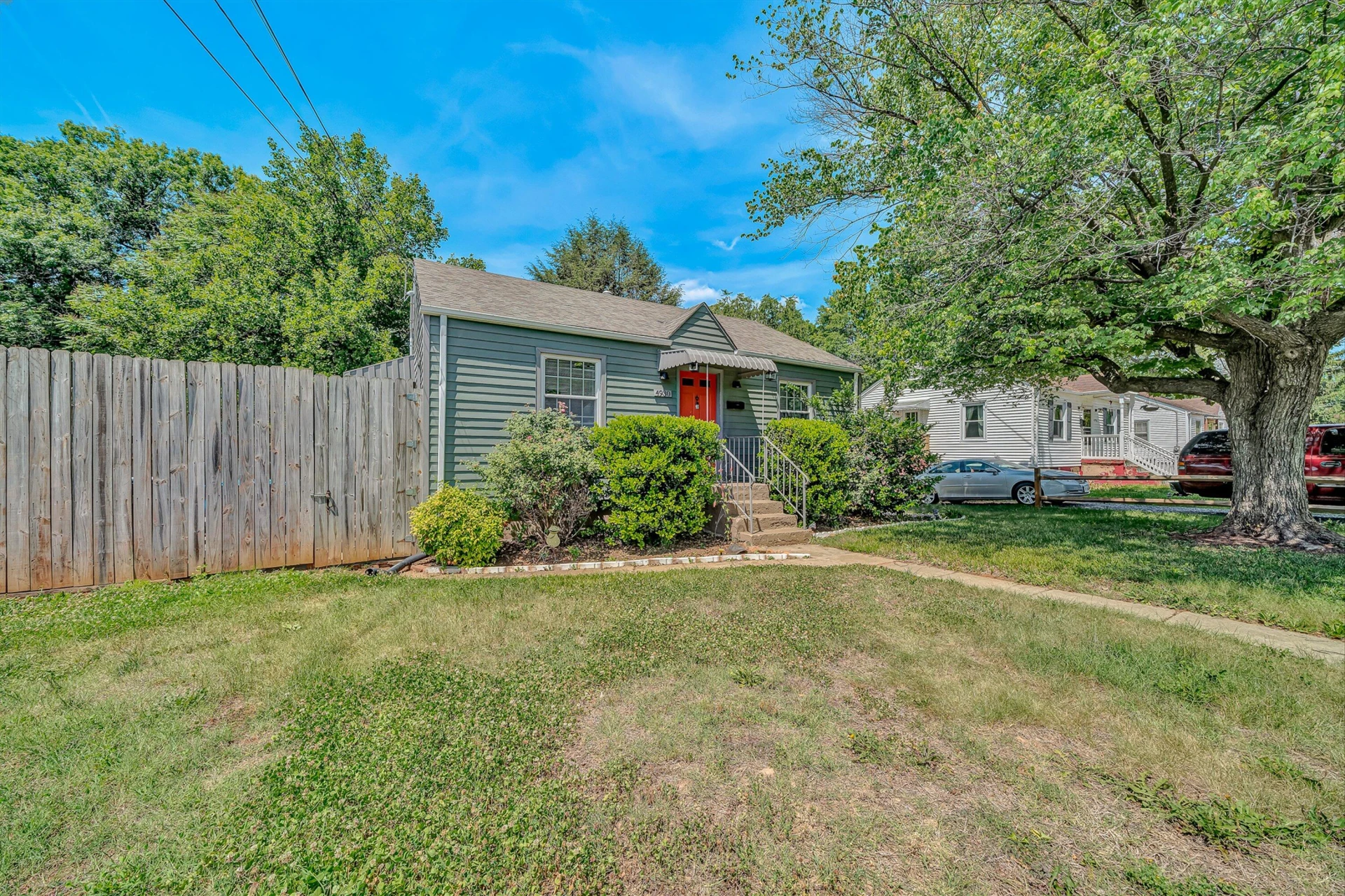 4930 Fralin RD NW - Photo 3