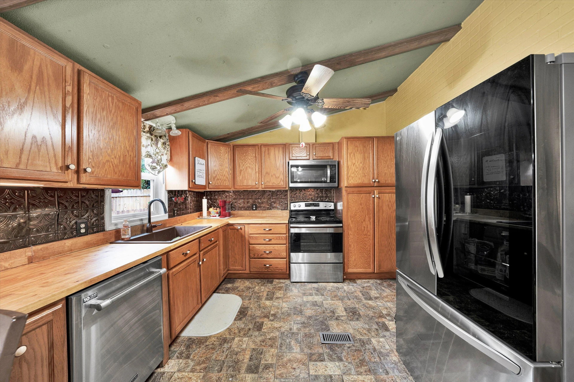 5184 Northwest River RD - Photo 16