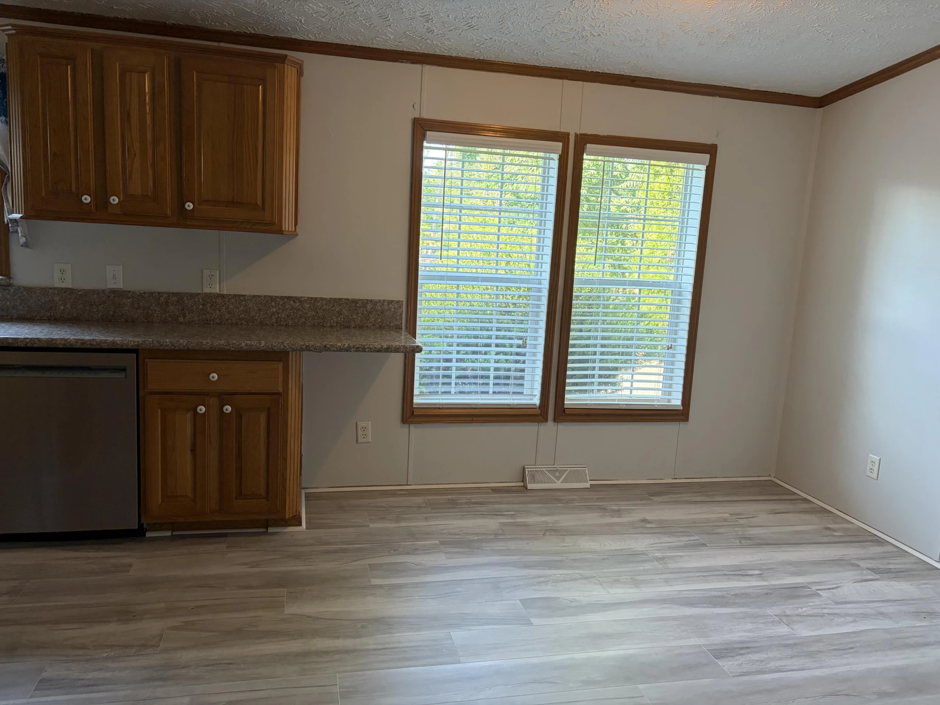 100 River Creek RD - Photo 10