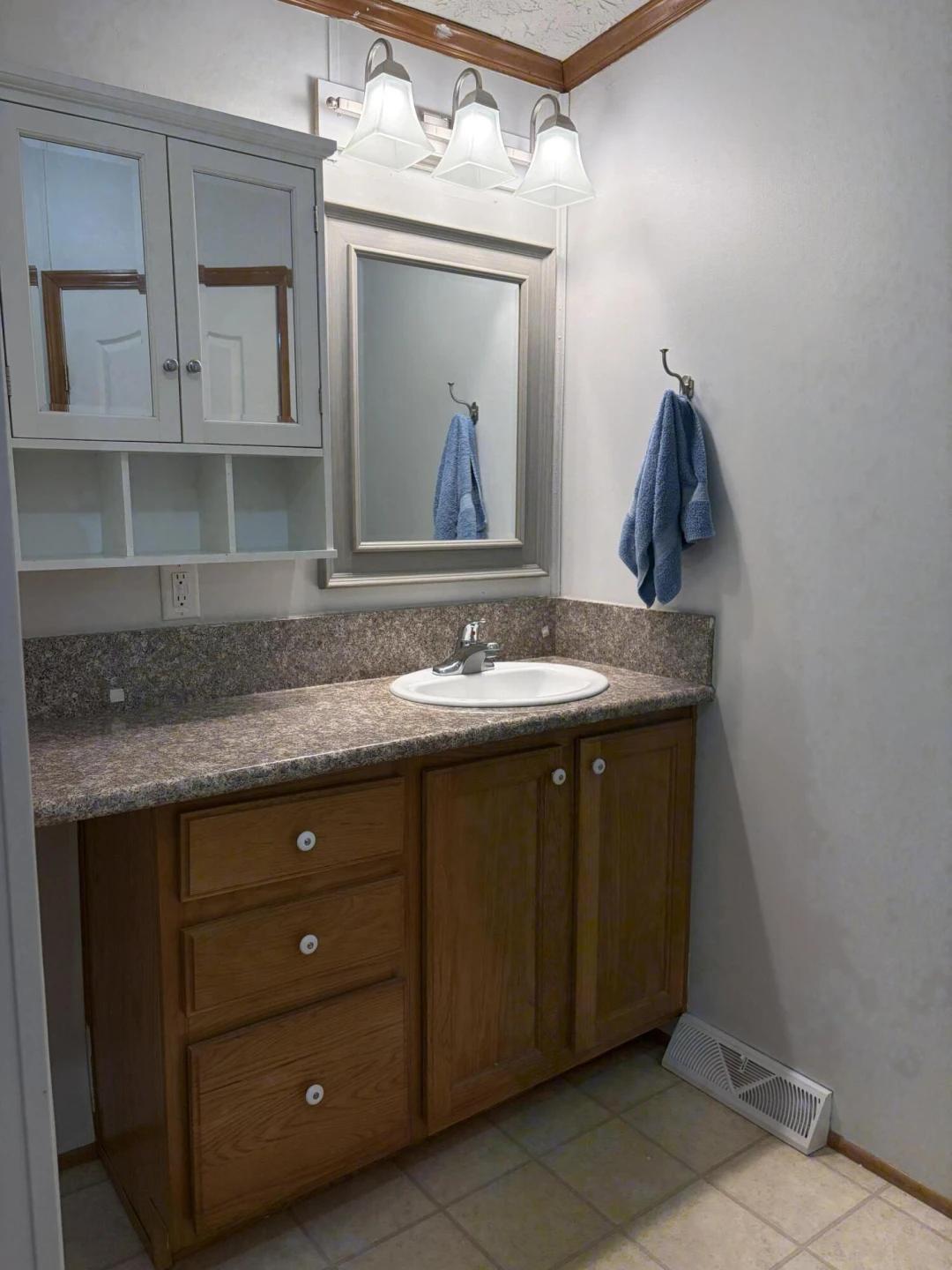 100 River Creek RD - Photo 21