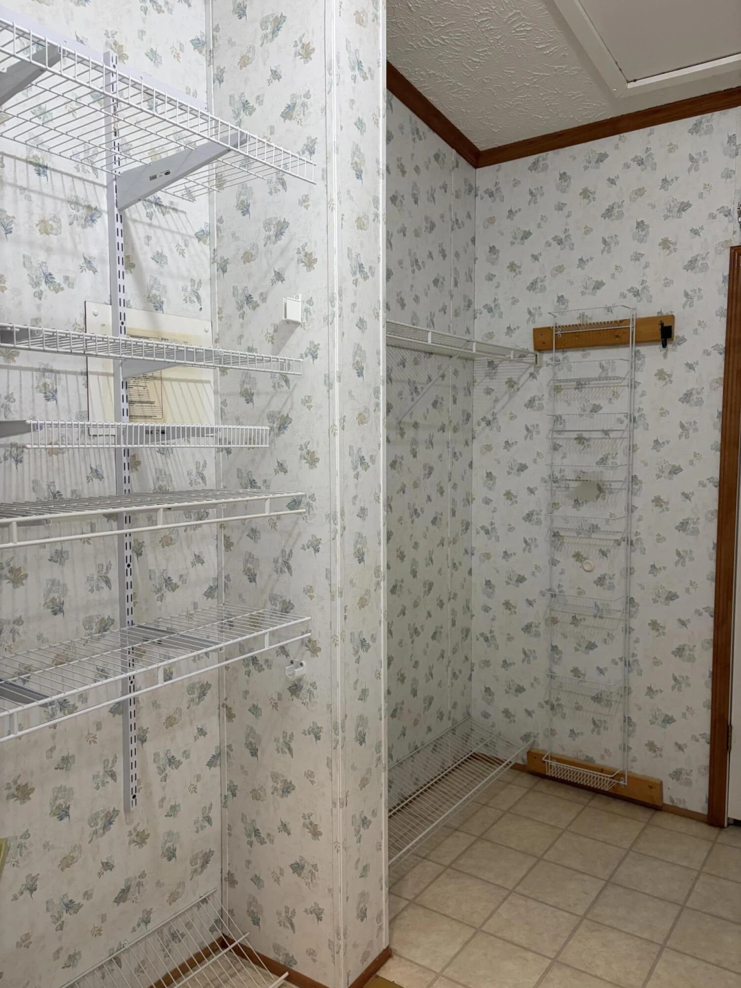 100 River Creek RD - Photo 23