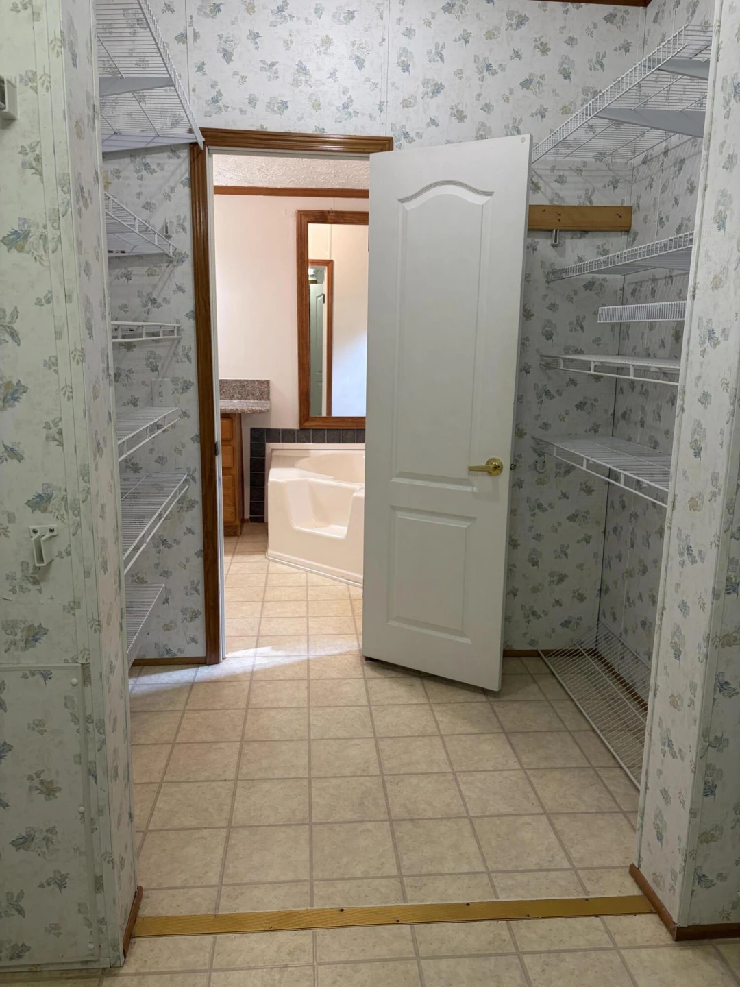 100 River Creek RD - Photo 25