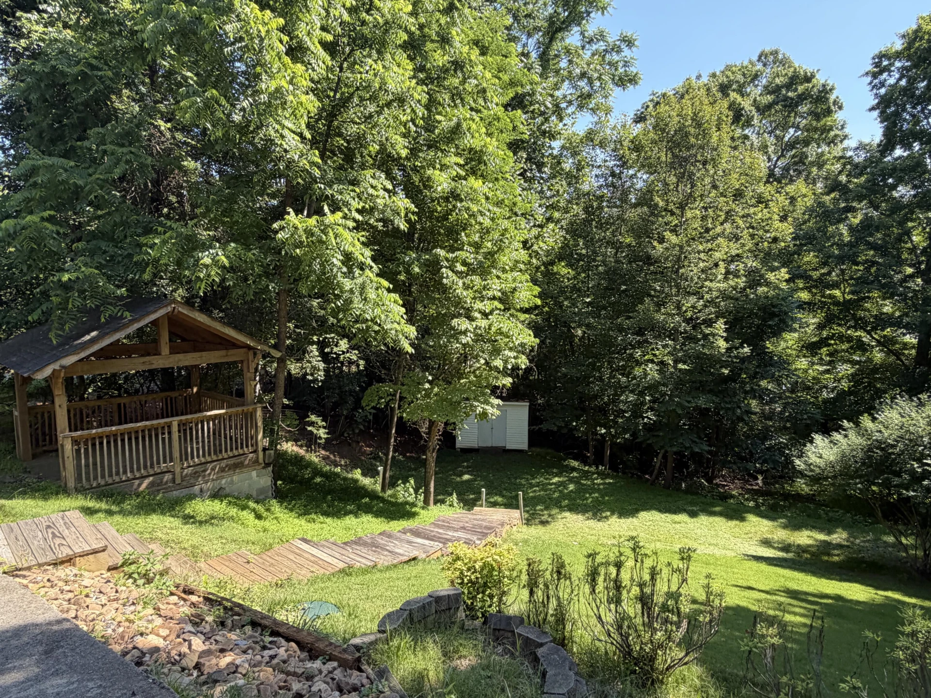 100 River Creek RD - Photo 29