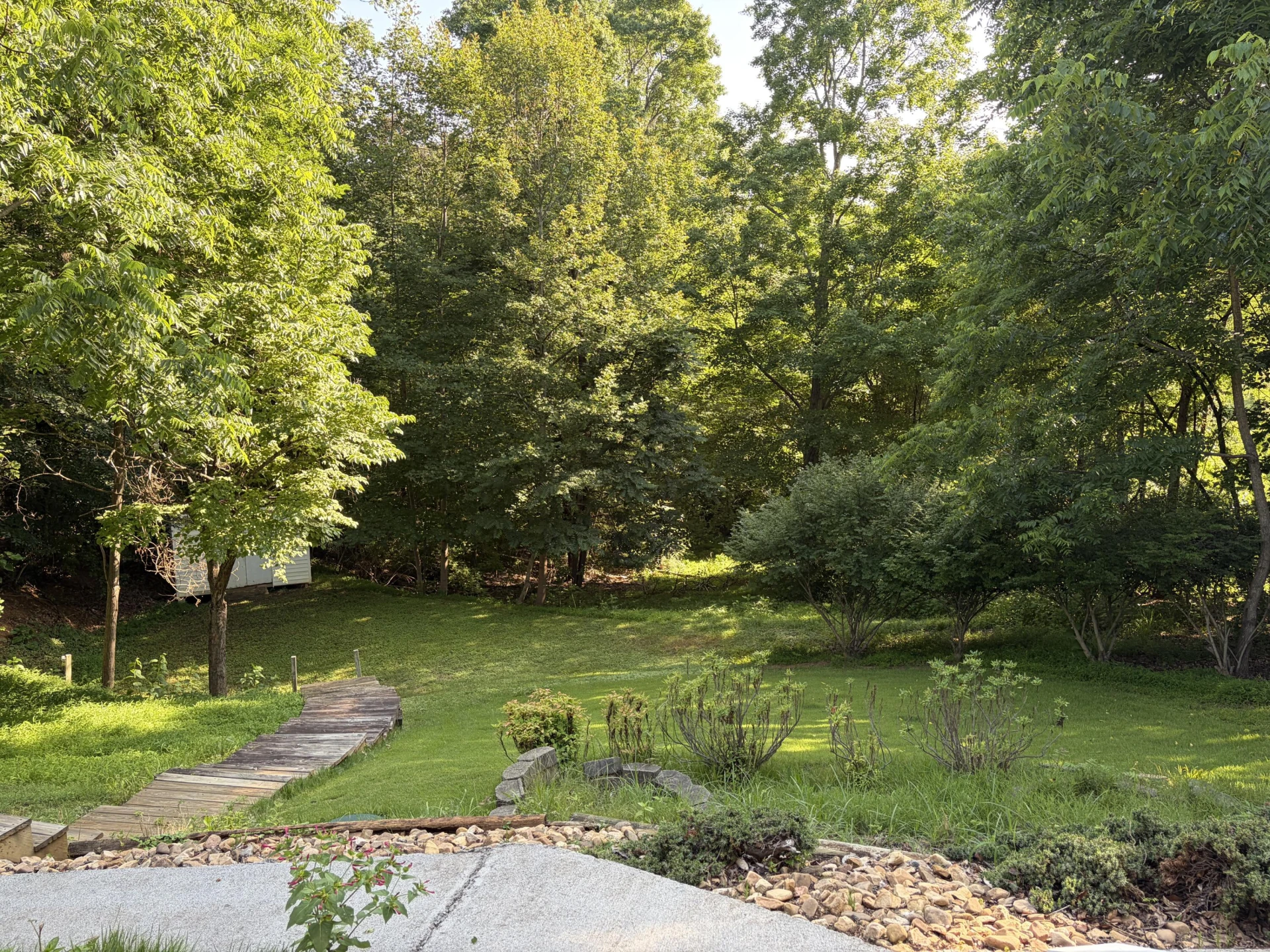 100 River Creek RD - Photo 32