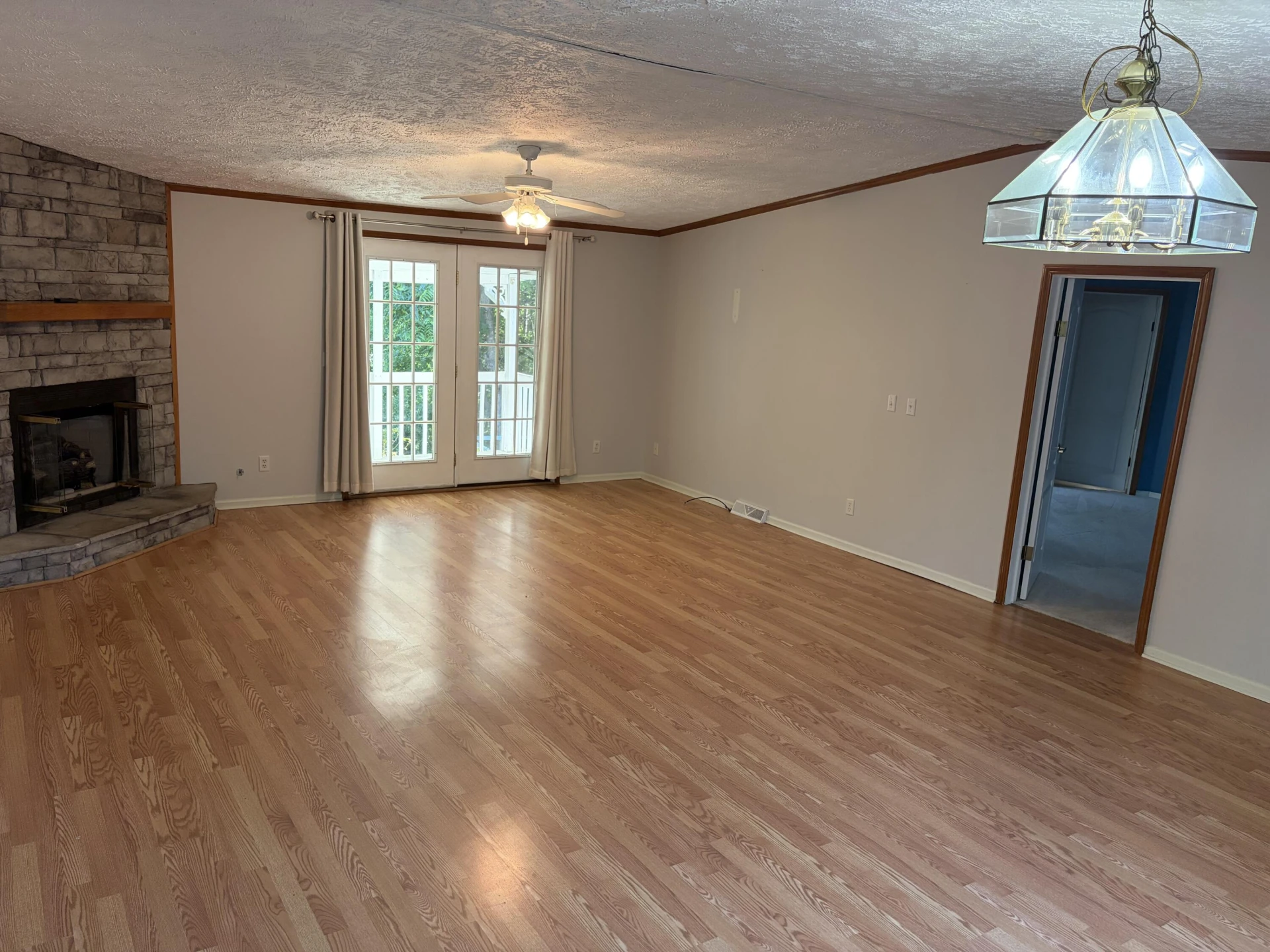 100 River Creek RD - Photo 4