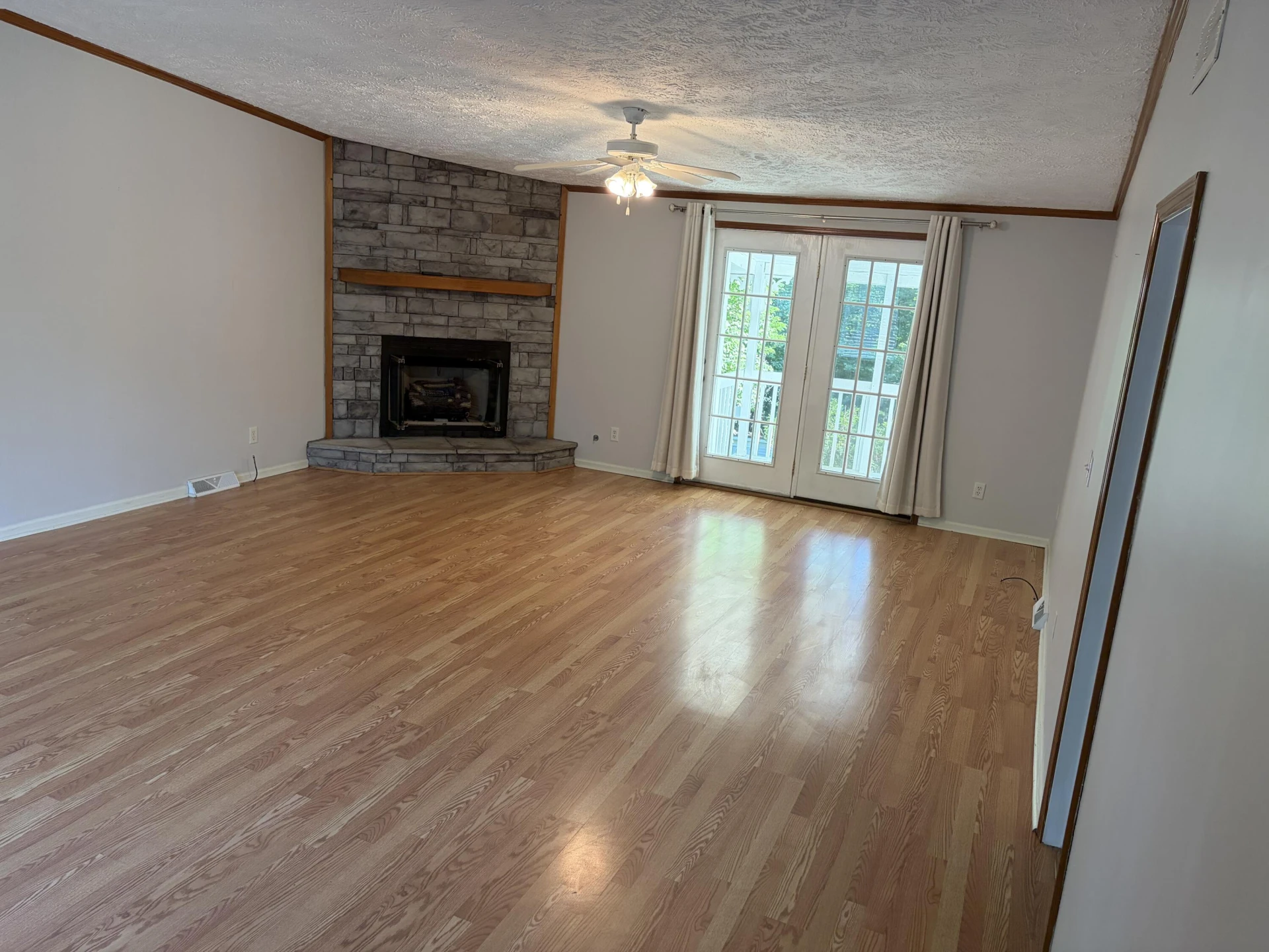 100 River Creek RD - Photo 5