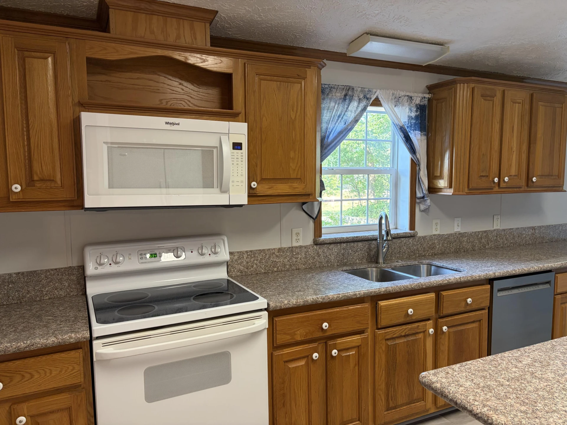 100 River Creek RD - Photo 9