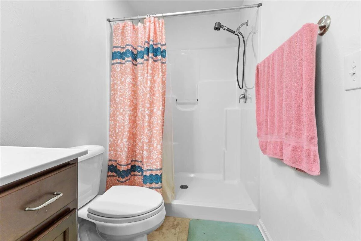 1048 Saint Clair LN - Photo 15