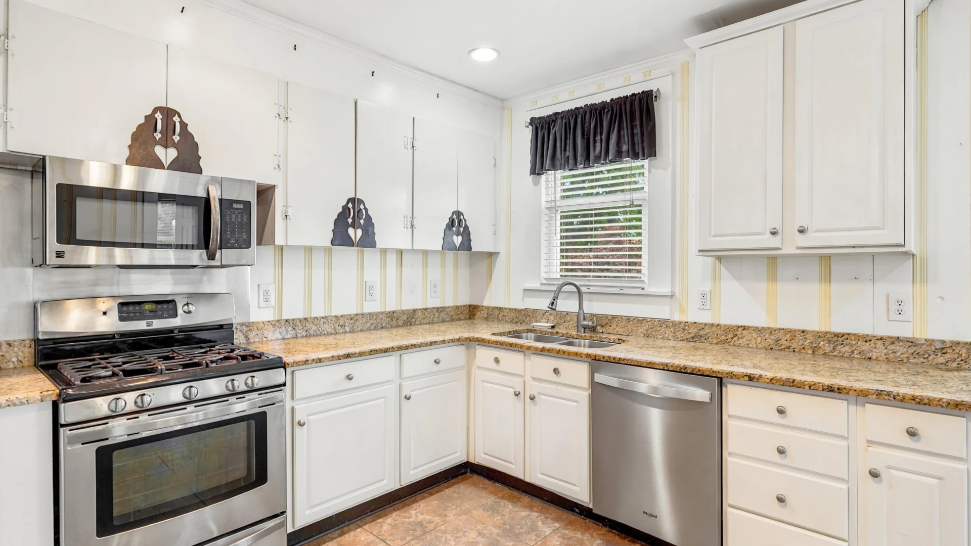 212 Music ST S - Photo 15
