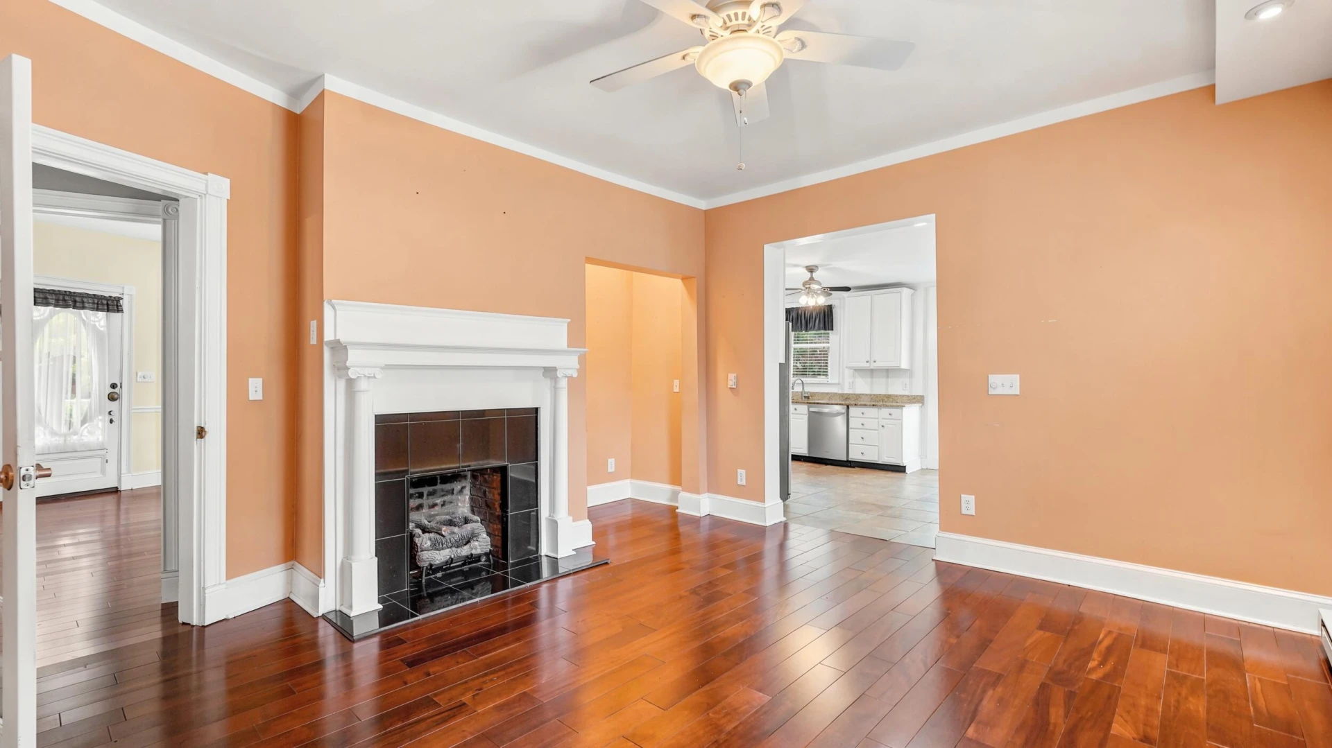 212 Music ST S - Photo 20