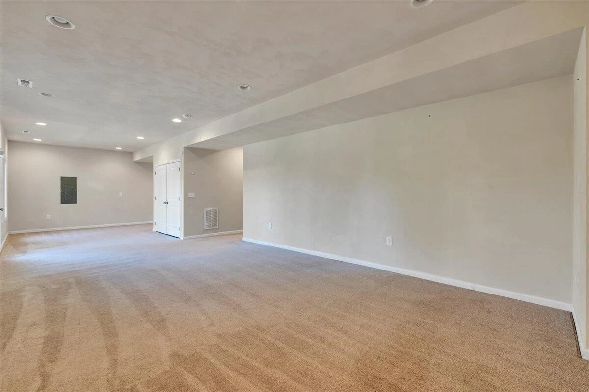 1140 Crosscreek DR - Photo 30