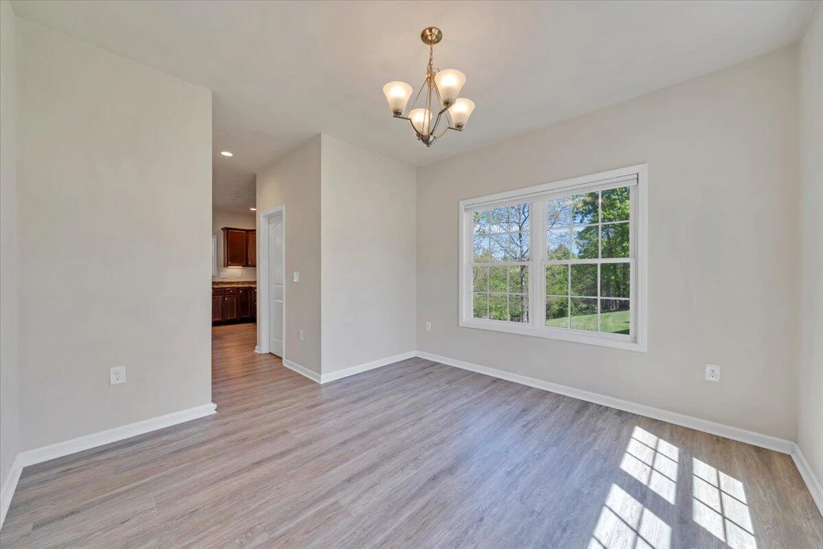 1140 Crosscreek DR - Photo 4