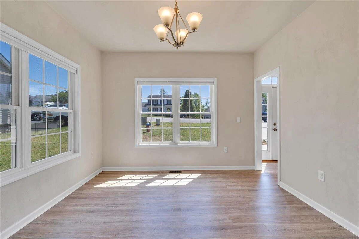 1140 Crosscreek DR - Photo 5