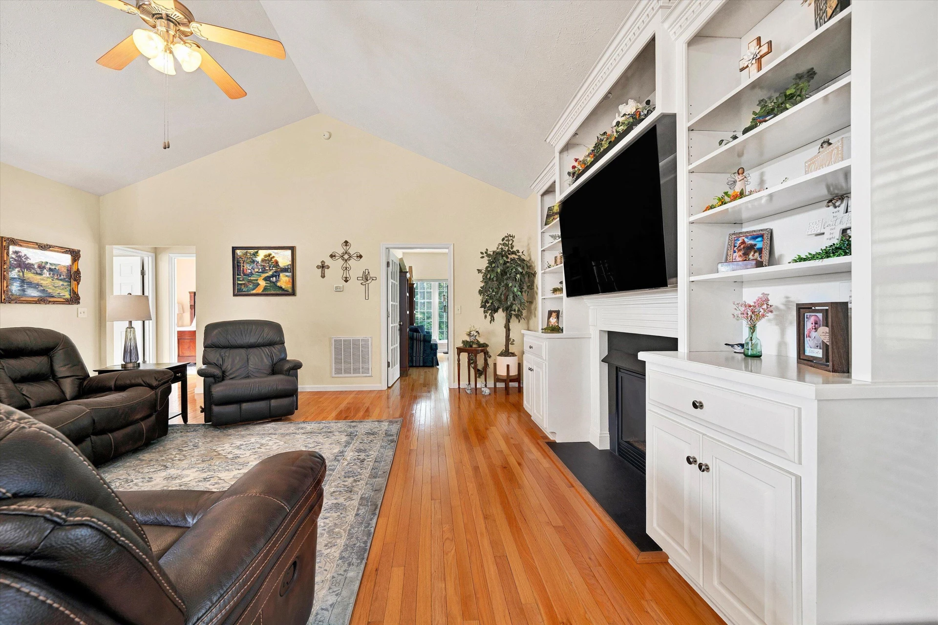 137 SHANLEYS LOOP - Photo 8