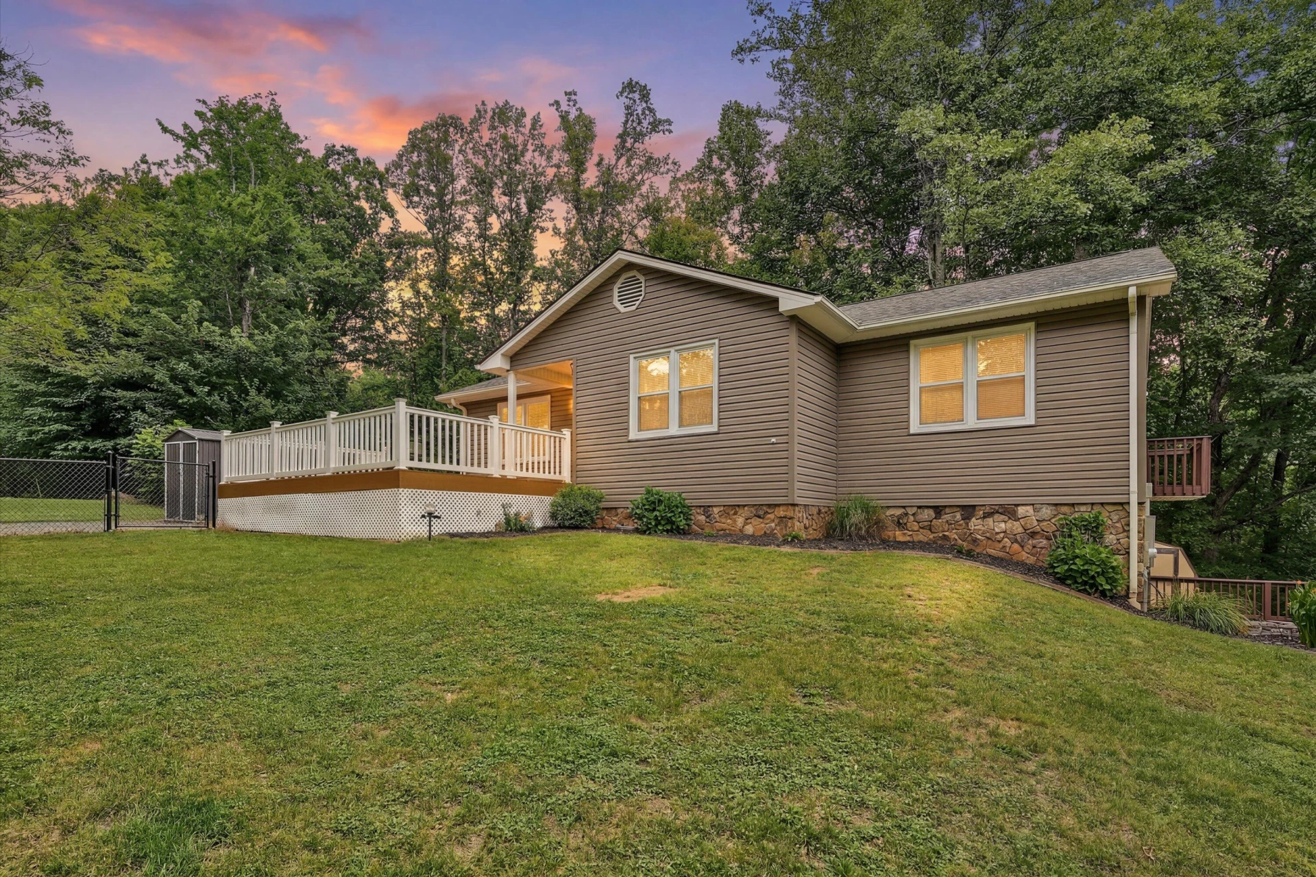 190 Brookrun DR