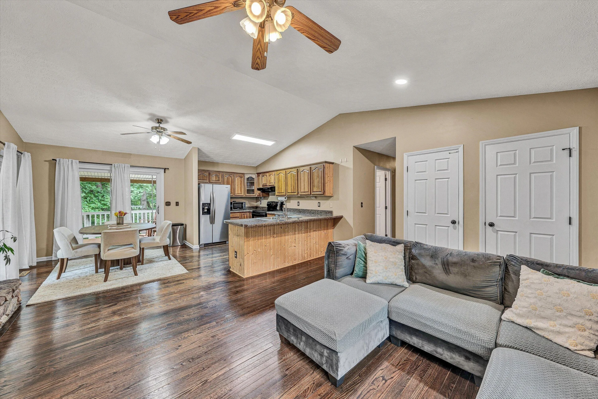 190 Brookrun DR - Photo 11