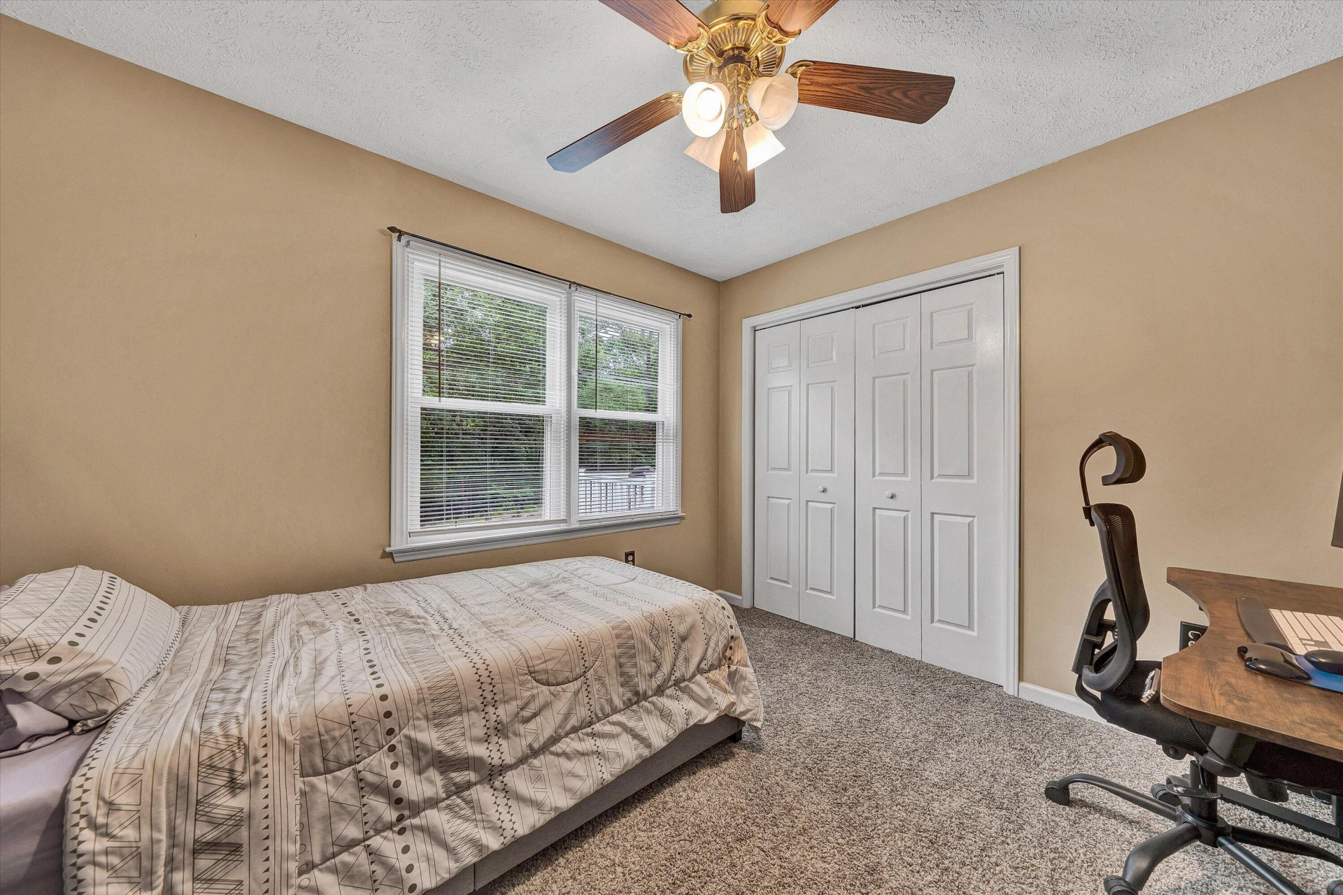 190 Brookrun DR - Photo 20
