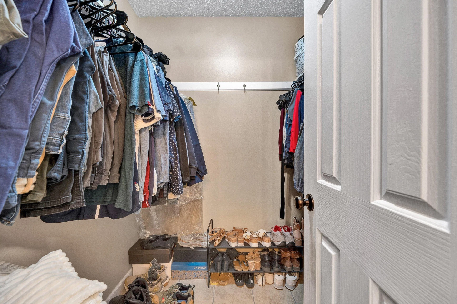 190 Brookrun DR - Photo 25
