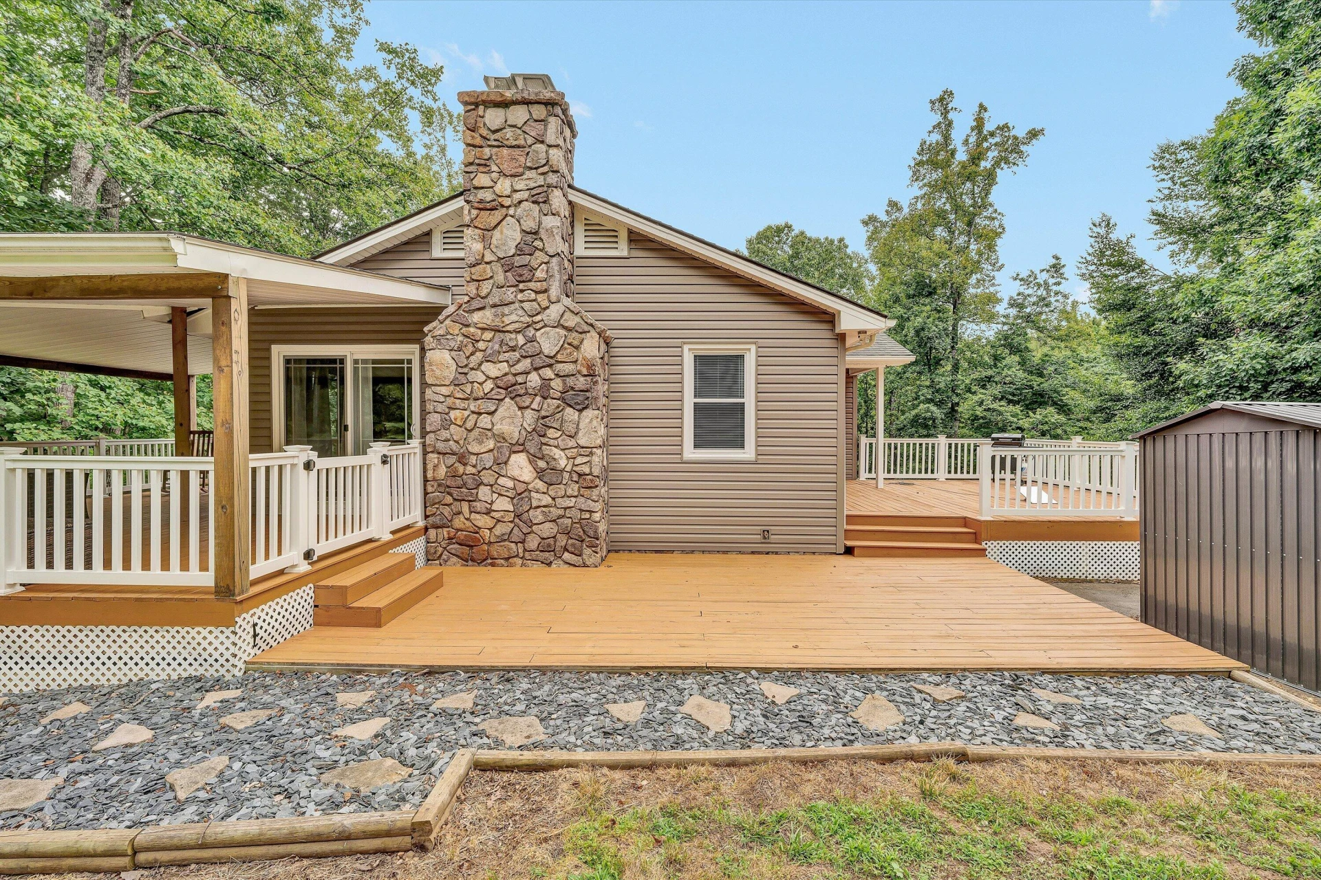 190 Brookrun DR - Photo 32