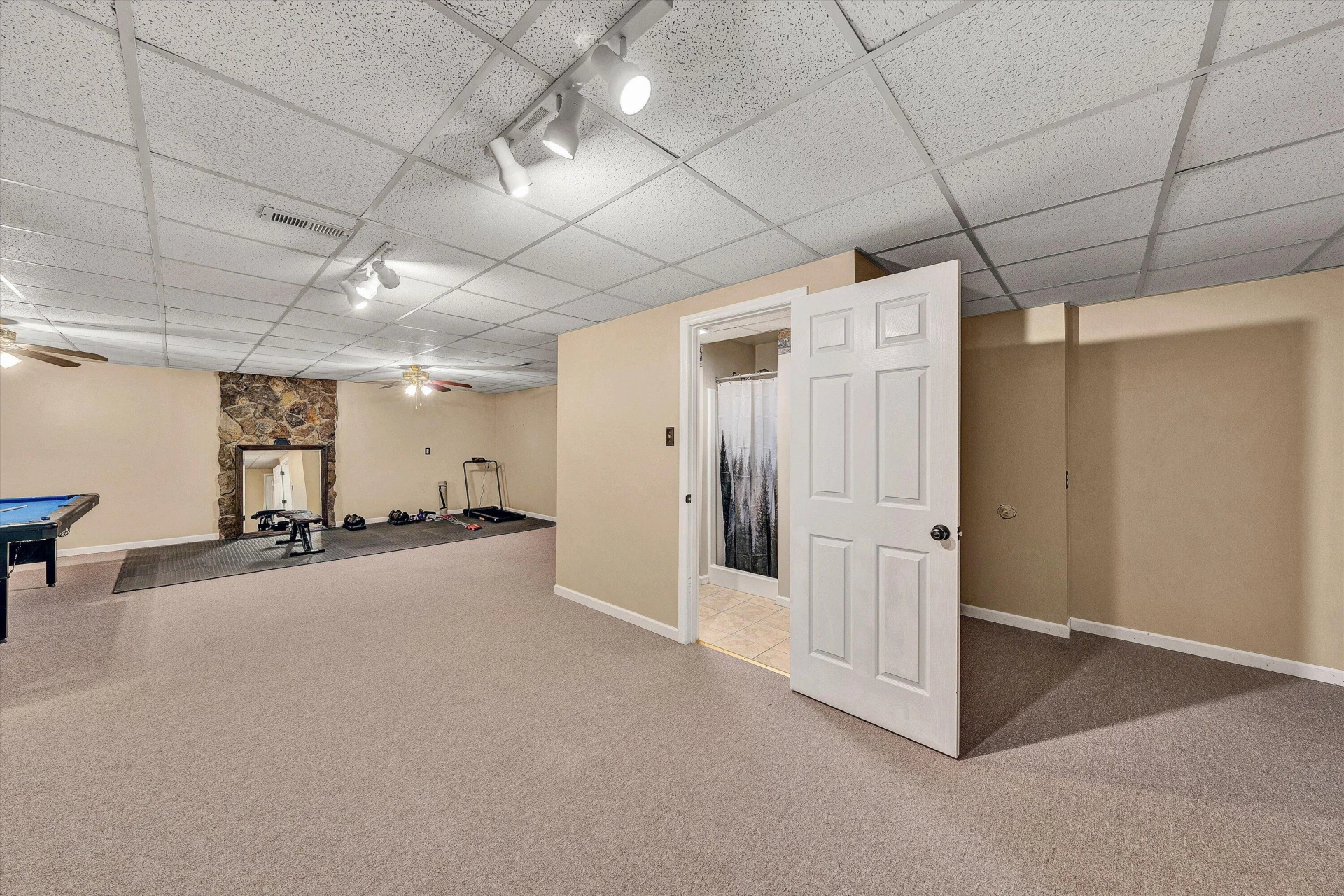 190 Brookrun DR - Photo 33