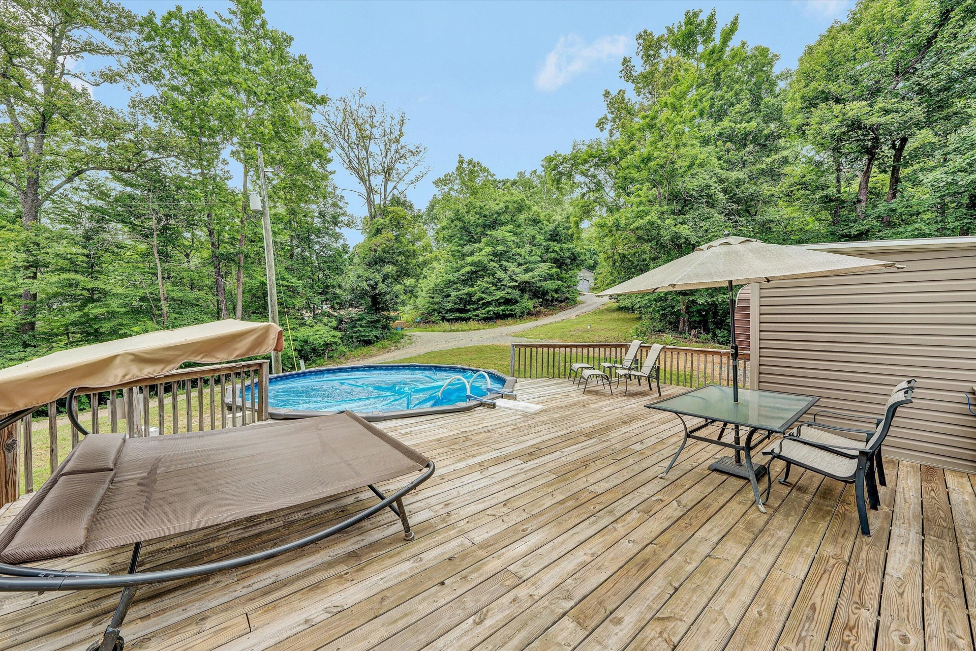 190 Brookrun DR - Photo 52