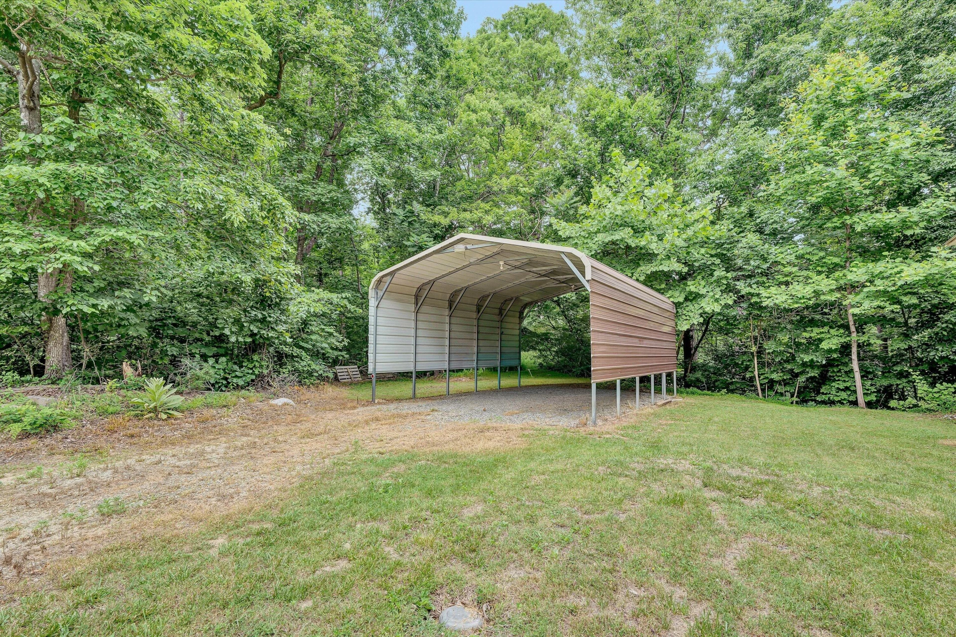 190 Brookrun DR - Photo 55