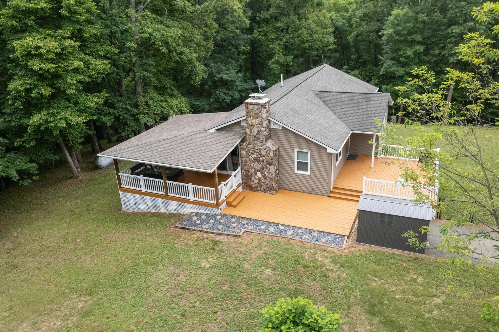 190 Brookrun DR - Photo 57