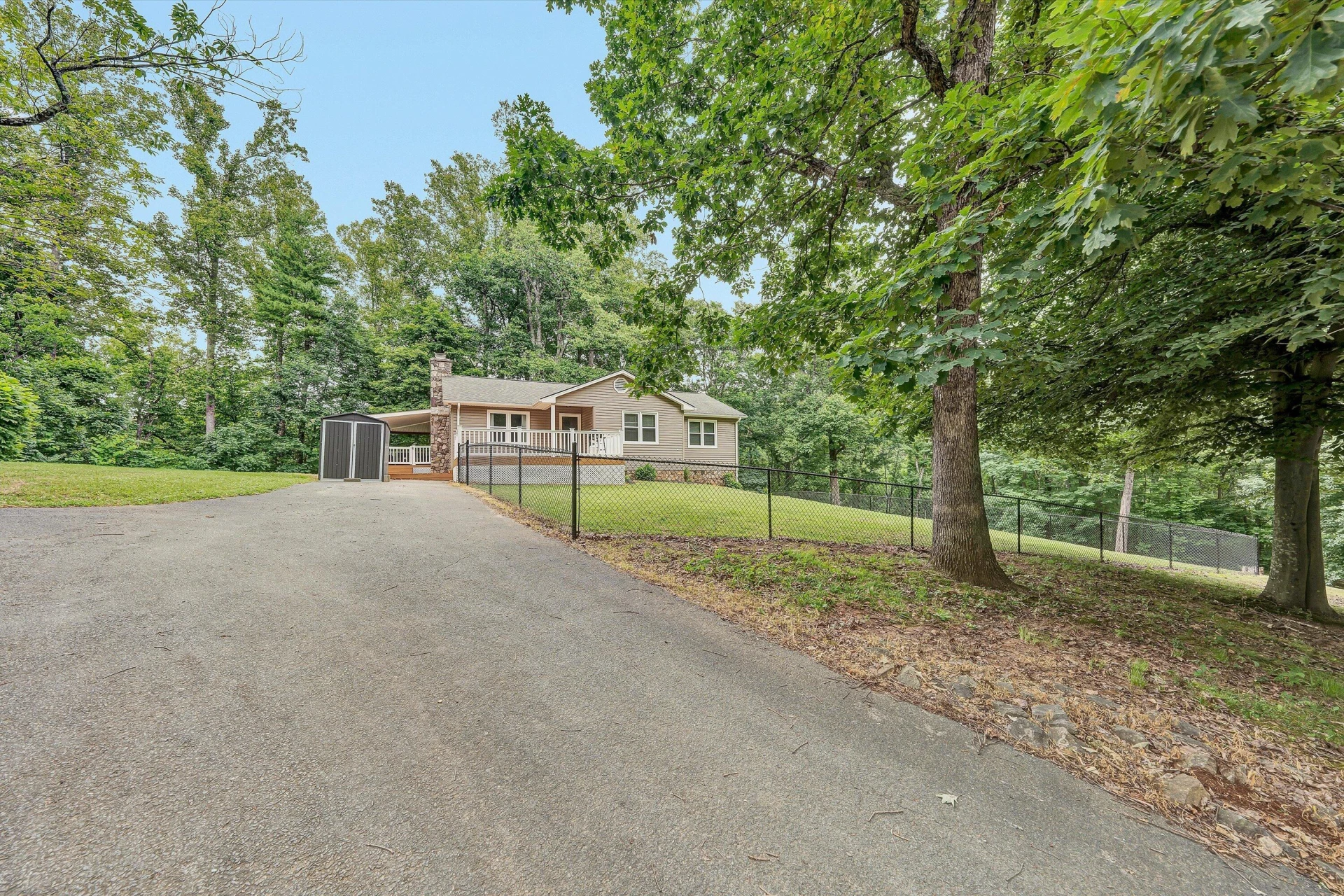 190 Brookrun DR - Photo 62