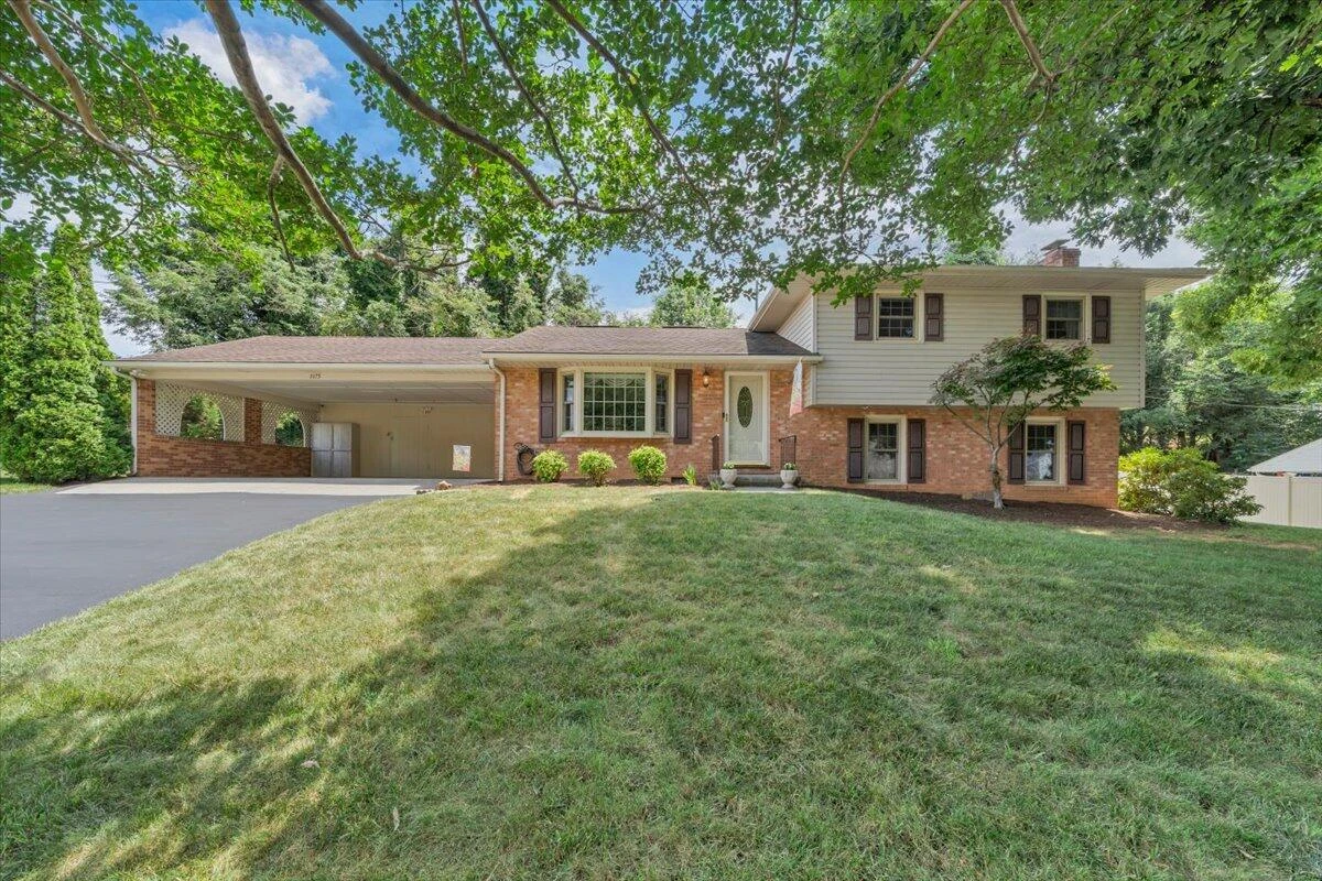 3175 Galloway DR