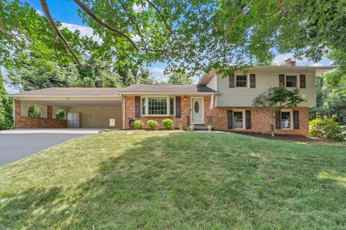 3175 Galloway DR - Photo 11