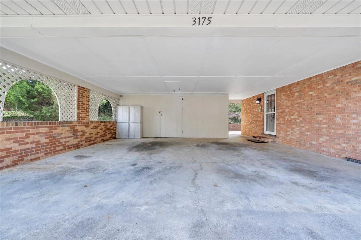 3175 Galloway DR - Photo 47