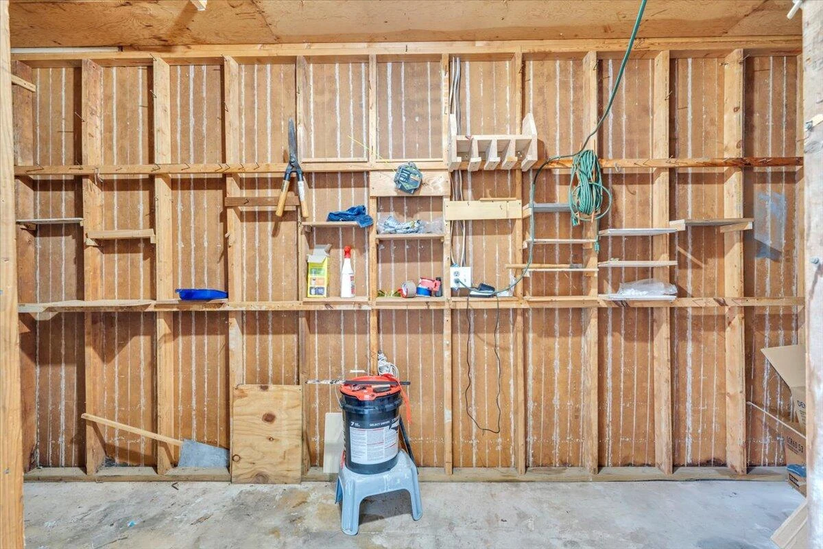 3175 Galloway DR - Photo 48