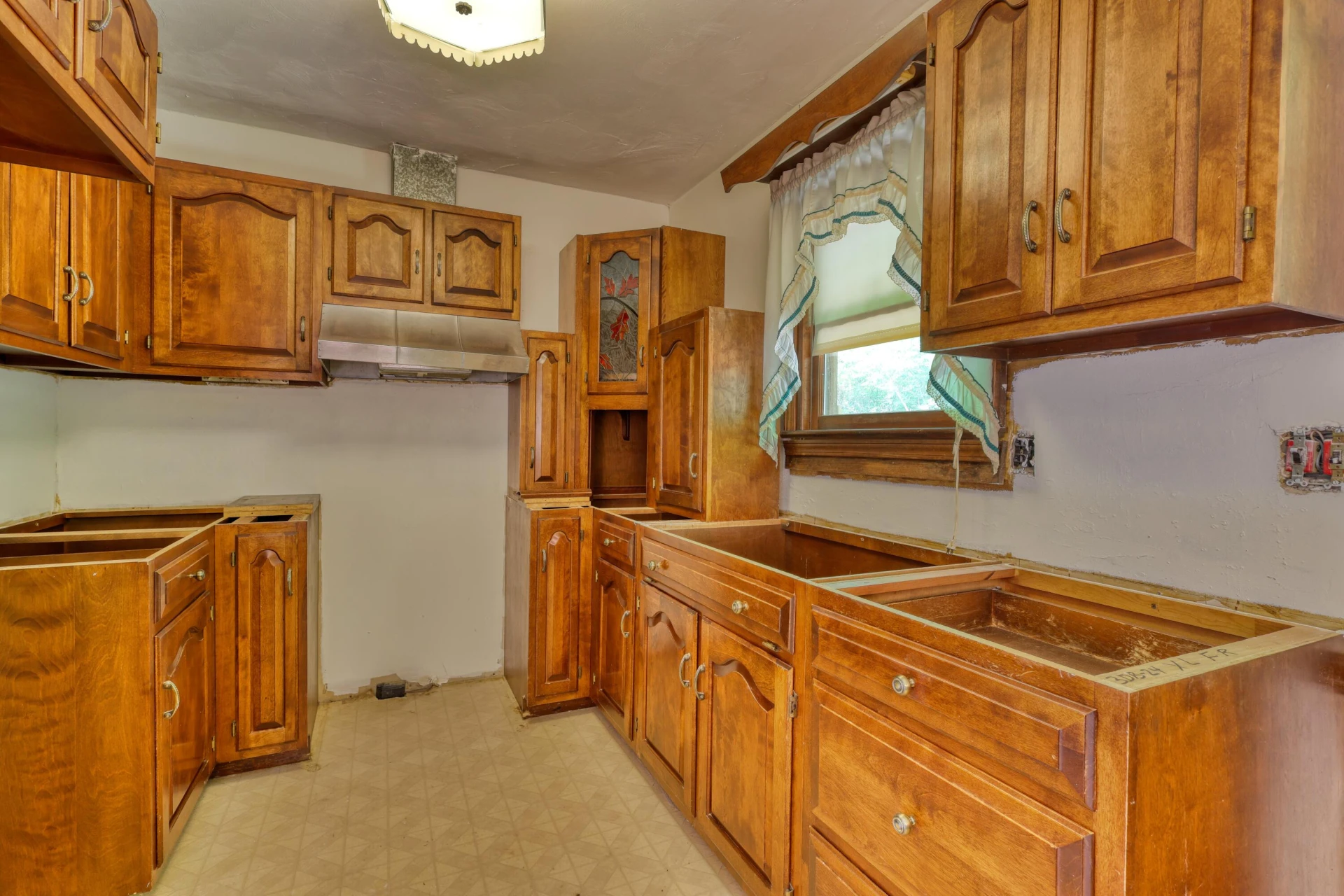 8380 Berrybrook DR - Photo 2