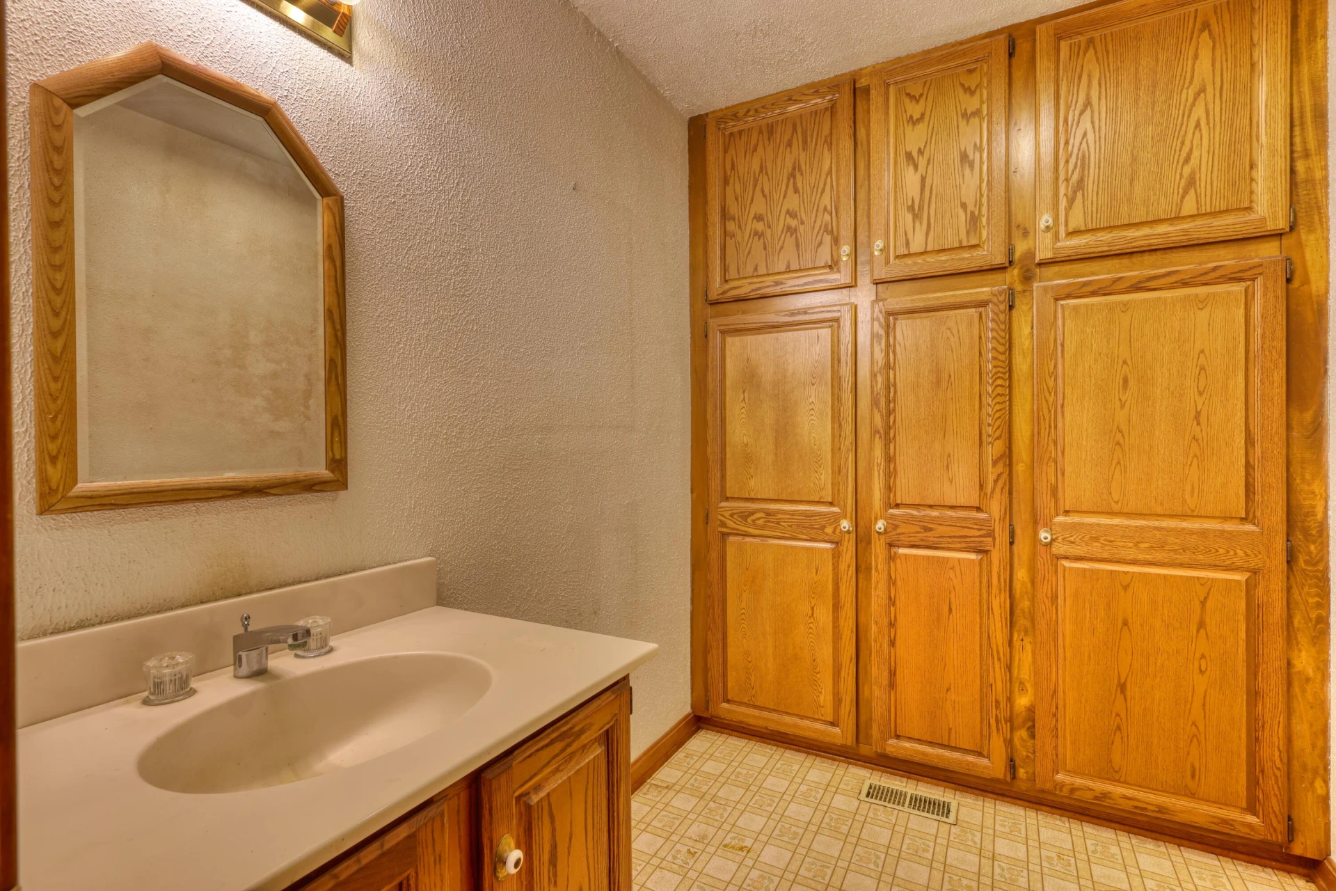 8380 Berrybrook DR - Photo 7