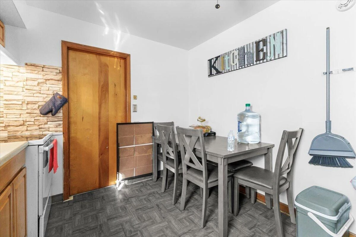 3742 Norway AVE NW - Photo 9