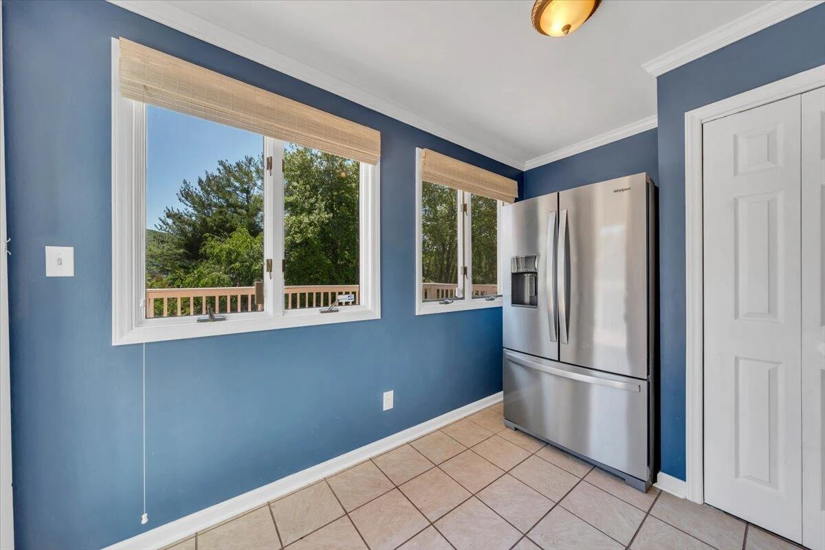 2306 Wycliffe AVE SW - Photo 15