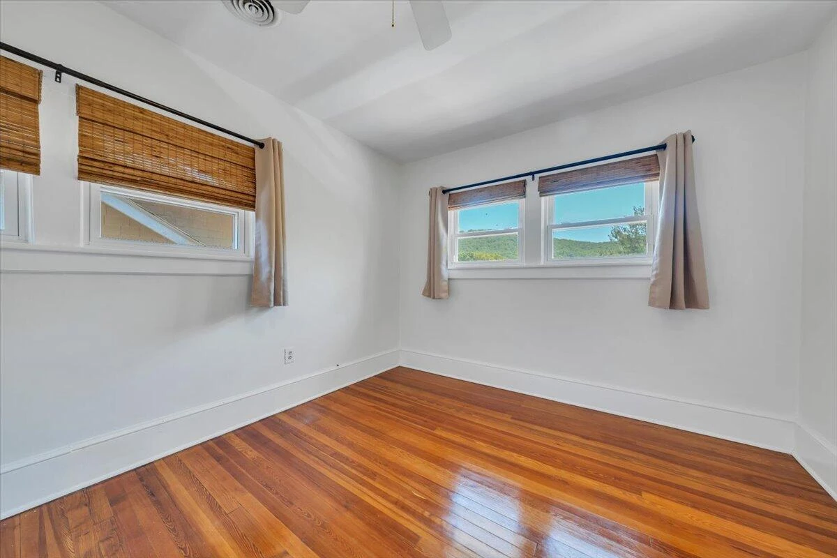 2306 Wycliffe AVE SW - Photo 19