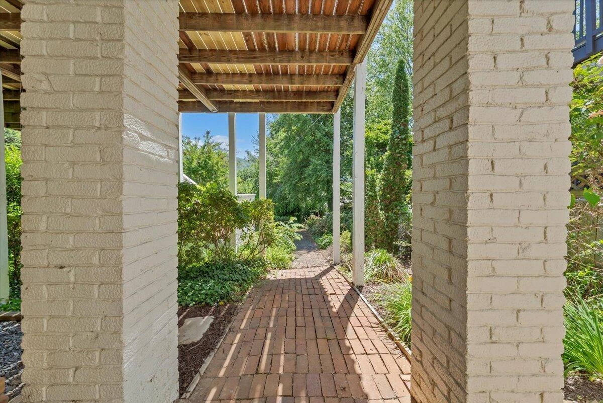 2306 Wycliffe AVE SW - Photo 37